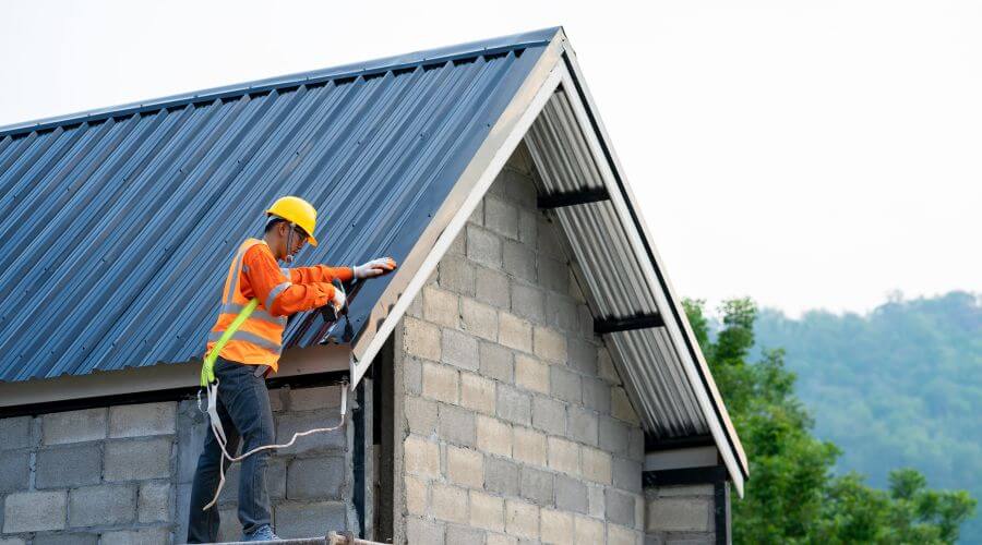 Expert new roof installation services in Windsor, WI